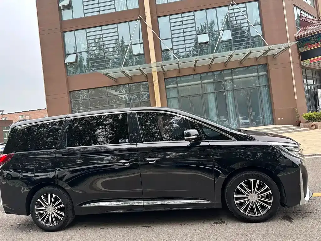 GAC Motor Trumpchi M8 — фото 6