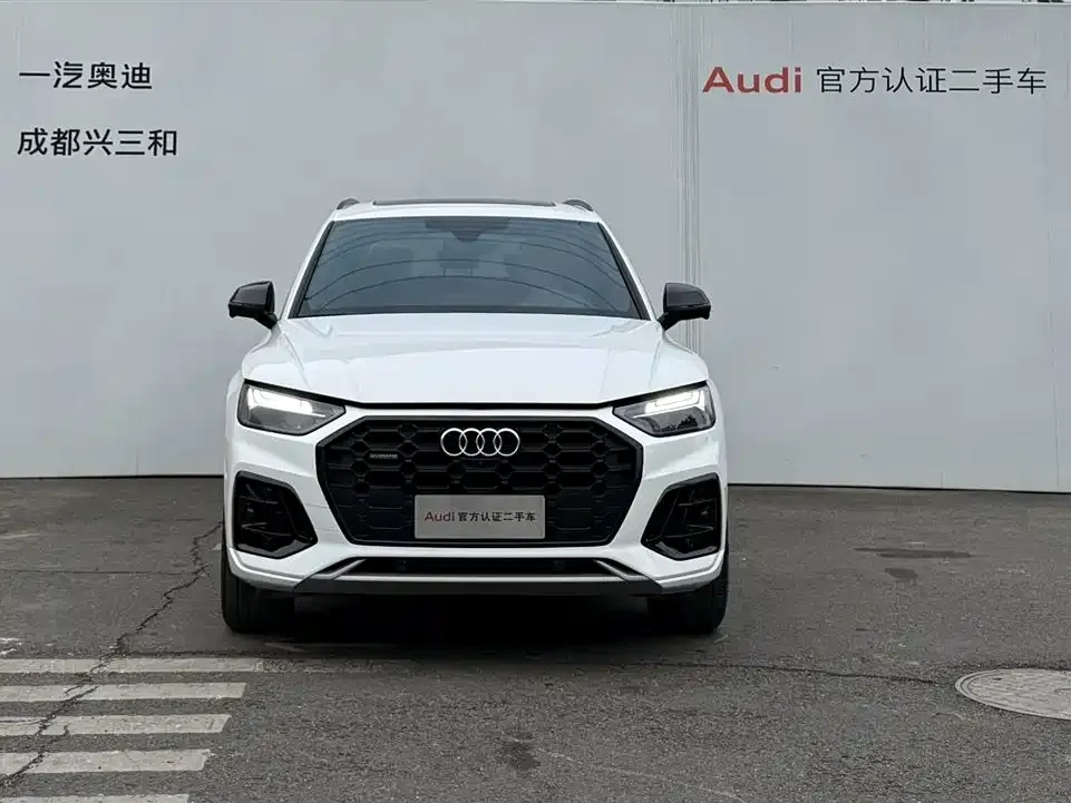 Audi Q5L 2023 из CN, фото 2
