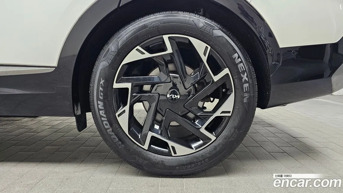 Kia Sportage — фото 6
