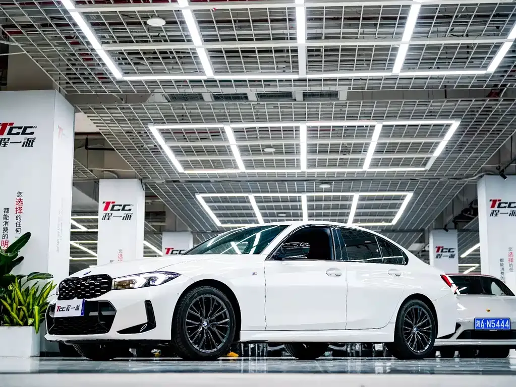 BMW 3 Series 2024 из CN, фото 5