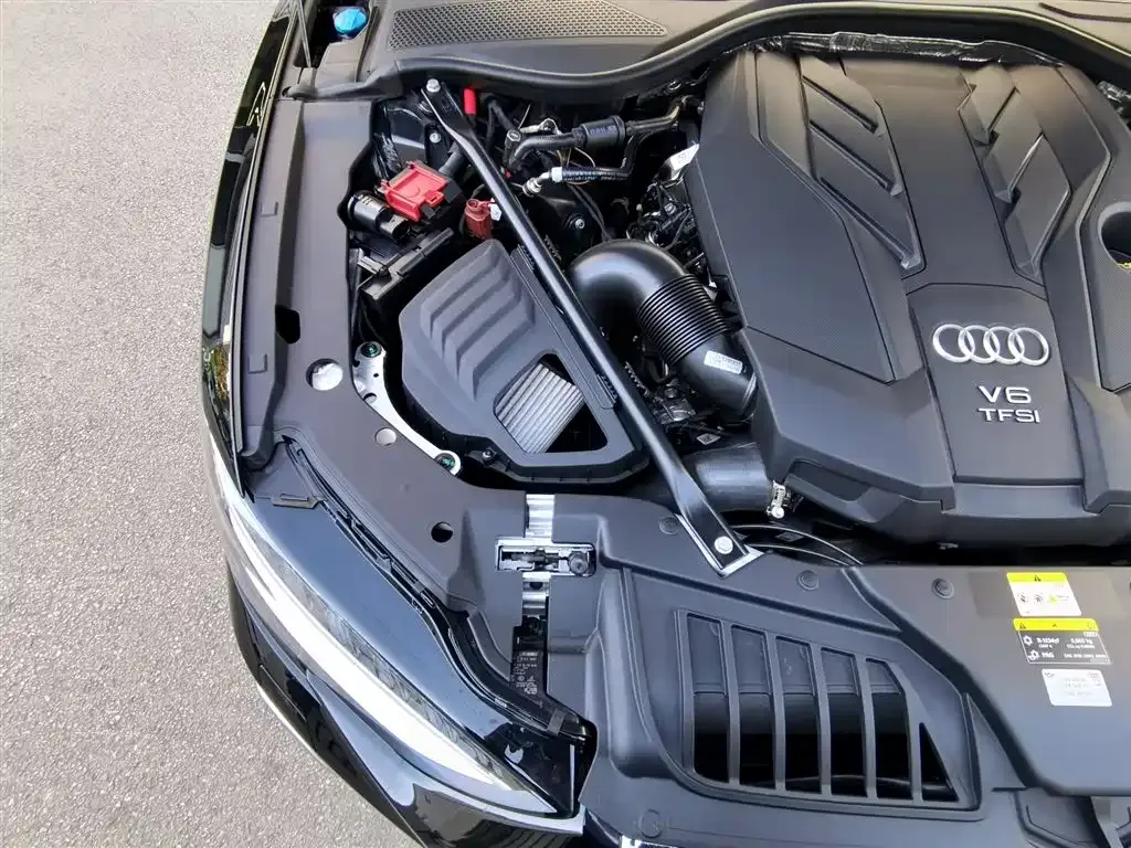 Audi A8 2025 из CN, фото 4