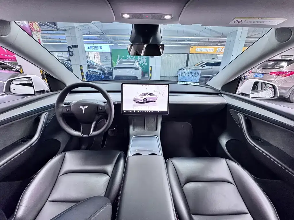 Tesla Model Y — фото 9