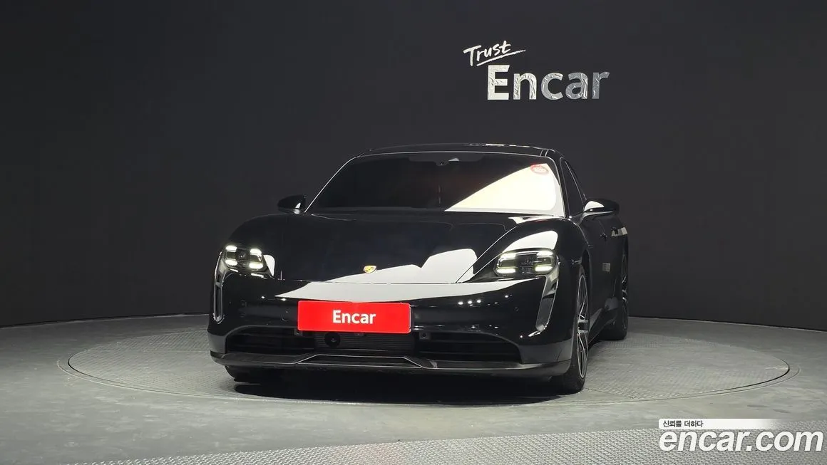 Porsche Taycan 2021 из KR, фото 3
