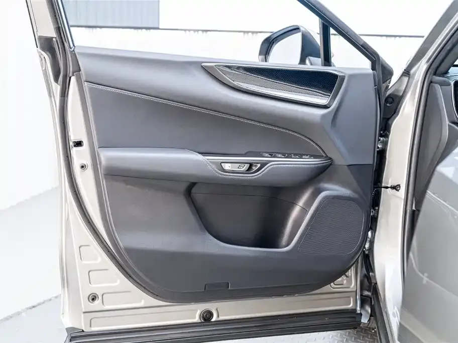 Lexus NX 2023 из CN, фото 5