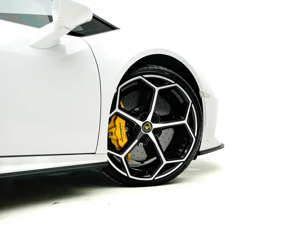 Lamborghini Huracan — фото 9