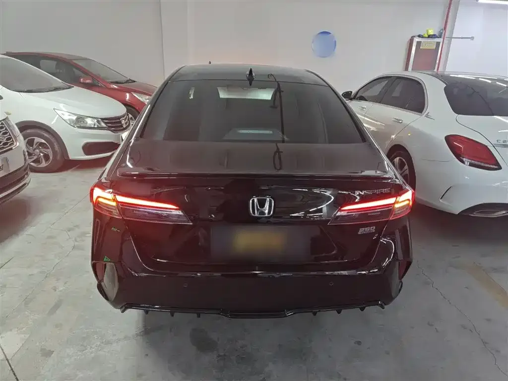 Honda Inspire — фото 3