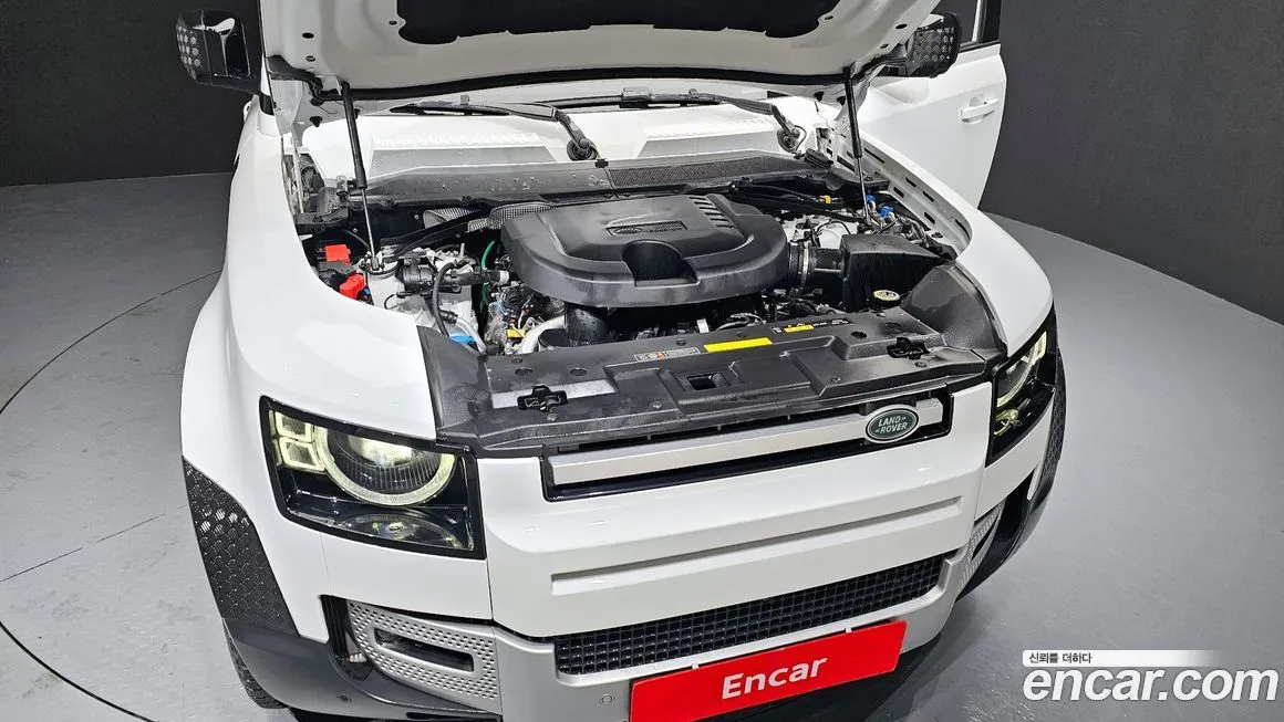 Land Rover Defender 2023 из KR, фото 8