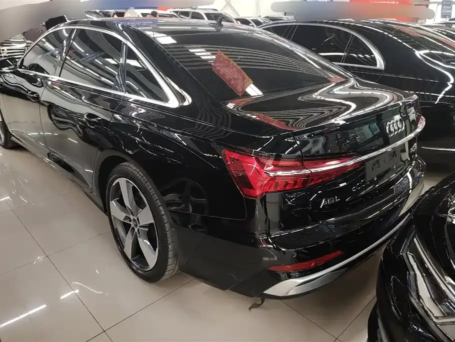 Audi A6L 2023 из CN, фото 10