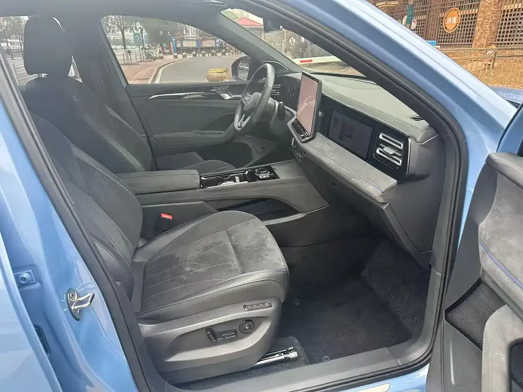 Volkswagen Tiguan L 2024 из CN, фото 5
