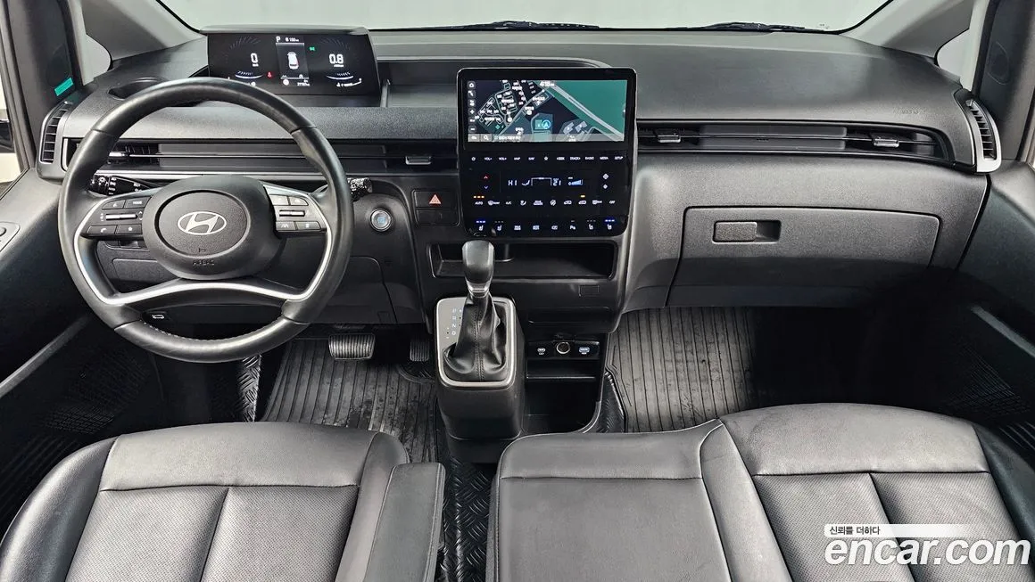 Hyundai Staria — фото 2