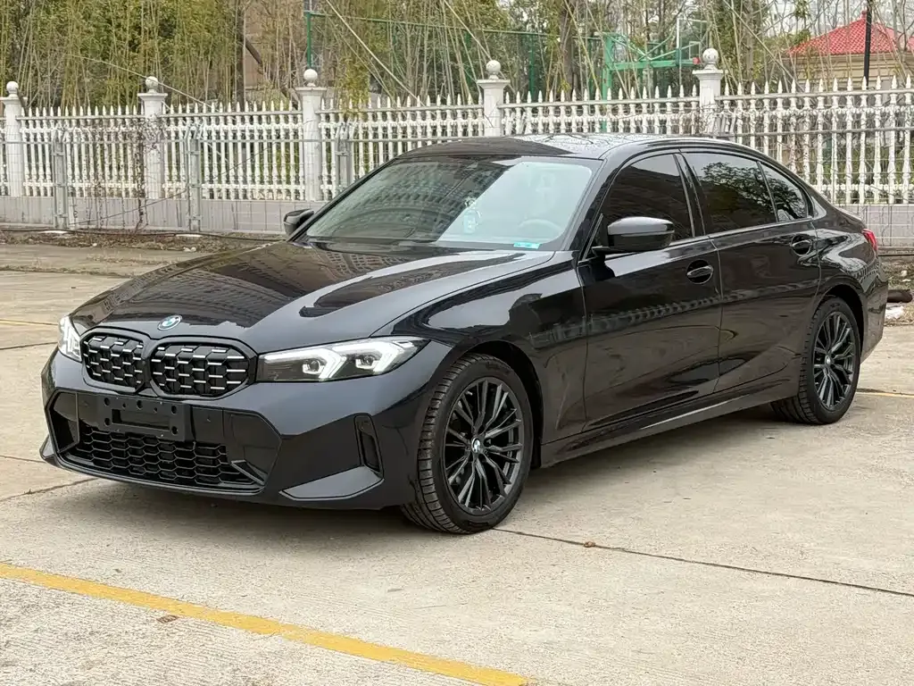 BMW 3 Series — фото 1