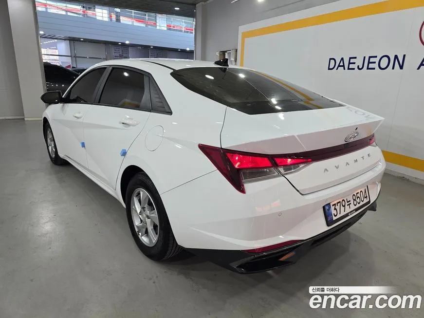 Hyundai AVANTE — фото 2