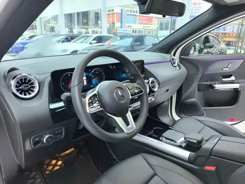 Mercedes-Benz GLA — фото 3