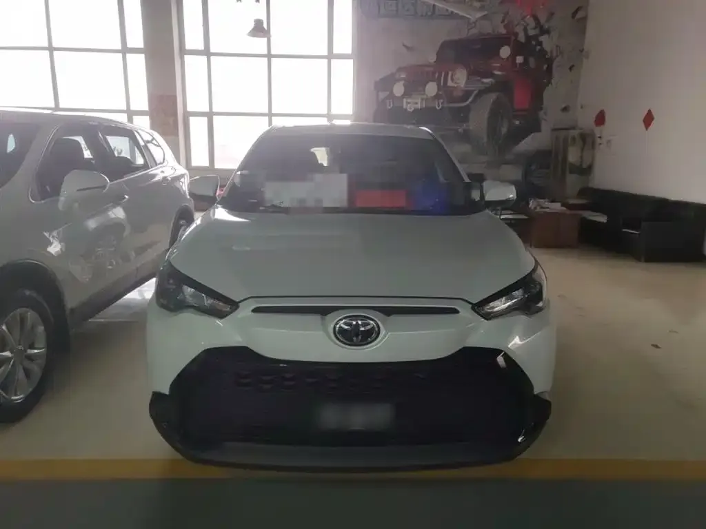 Toyota Frontlander 2022 из CN, фото 3