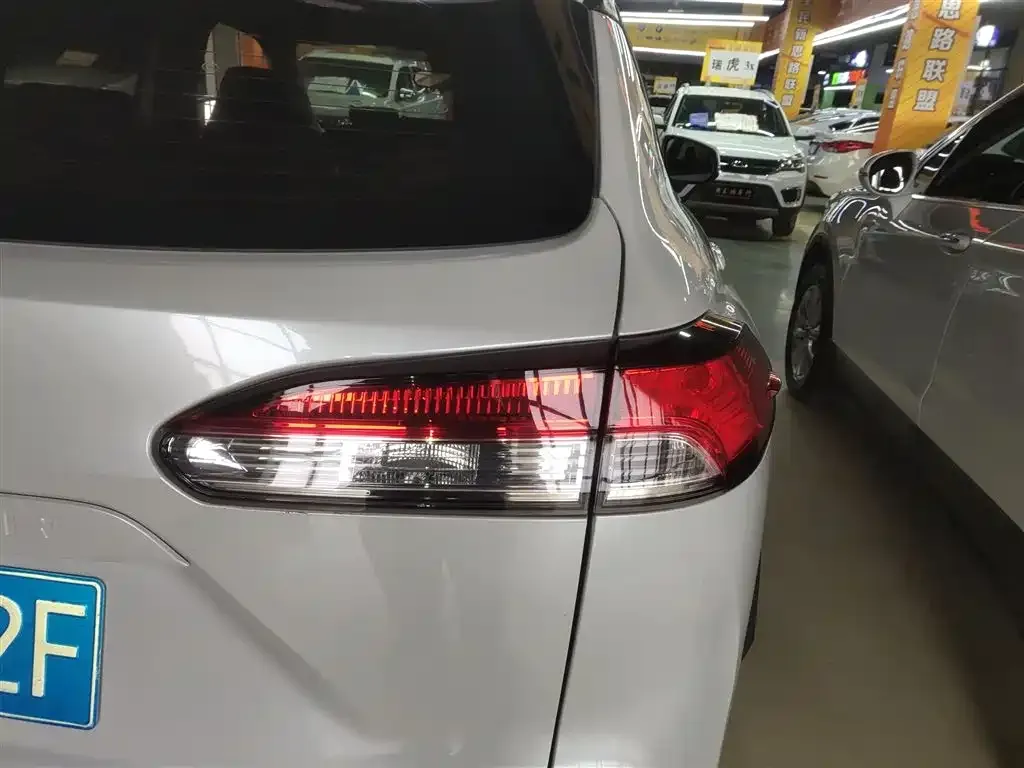 Toyota Frontlander 2022 из CN, фото 9