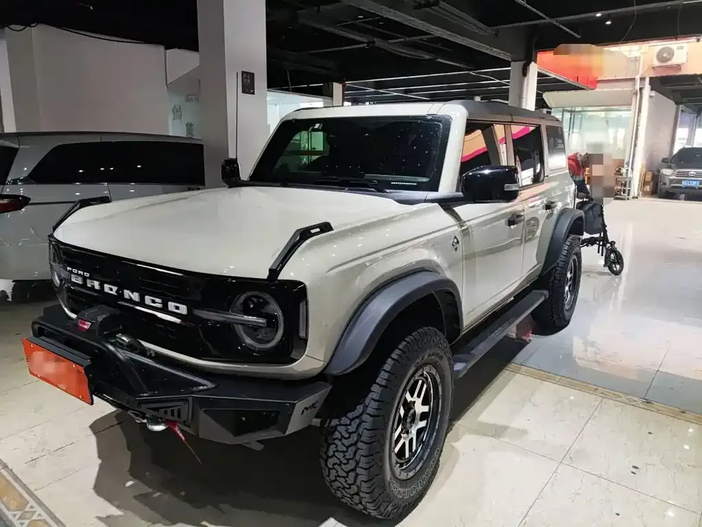 Ford Bronco 2024 из CN, фото 1