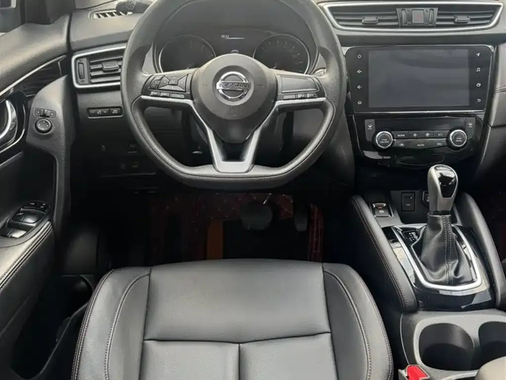 Nissan Qashqai 2022 из CN, фото 2