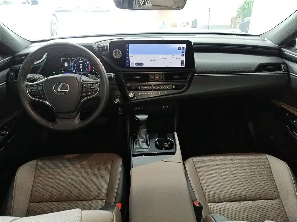 Lexus ES 2024 из CN, фото 9