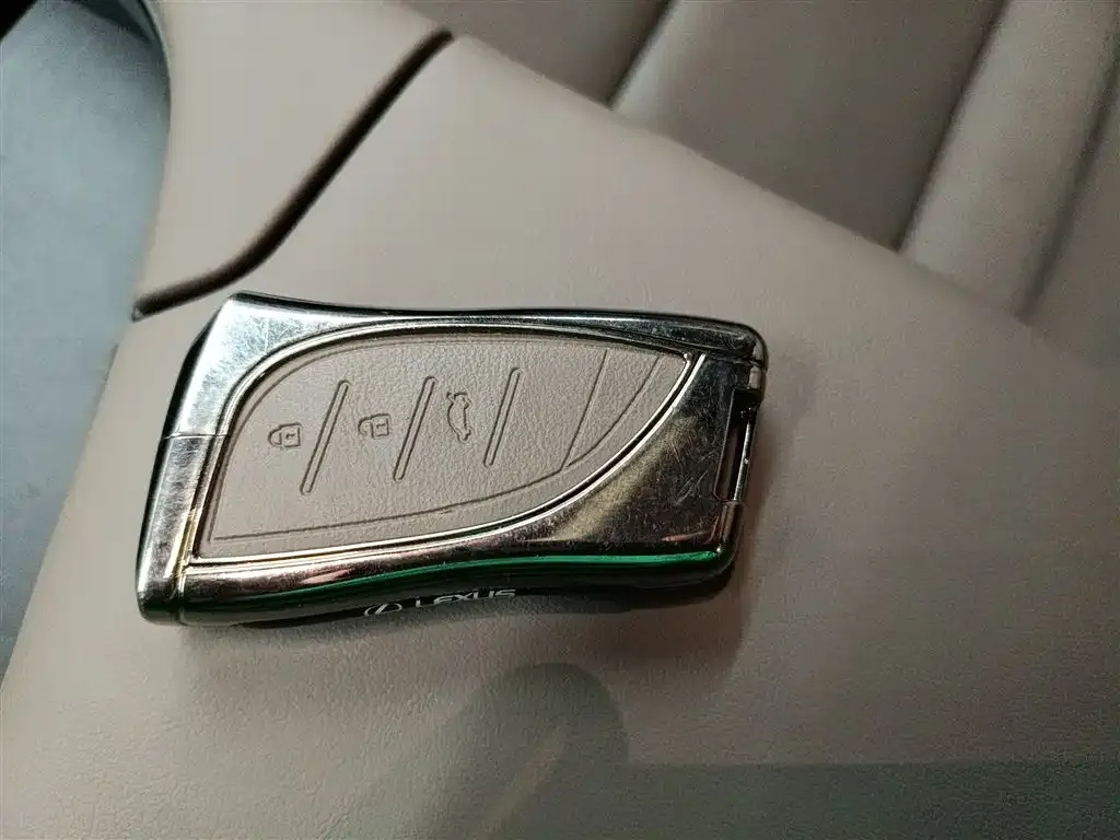 Lexus ES 2024 из CN, фото 7