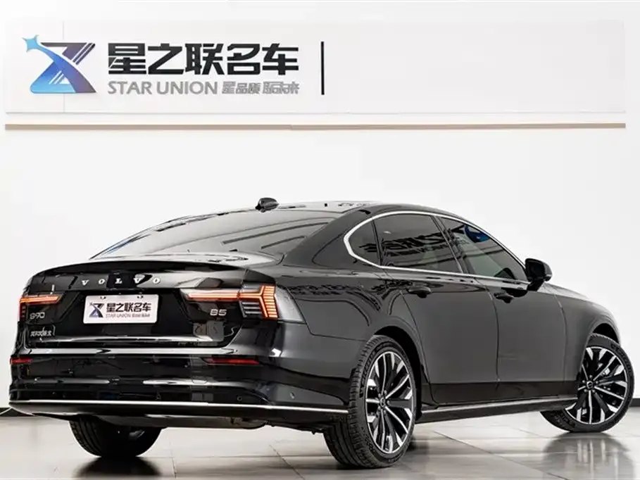 Volvo S90 — фото 6