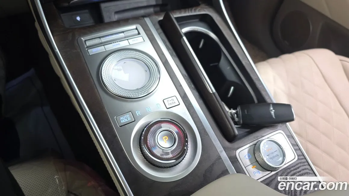 Genesis GV80 — фото 10