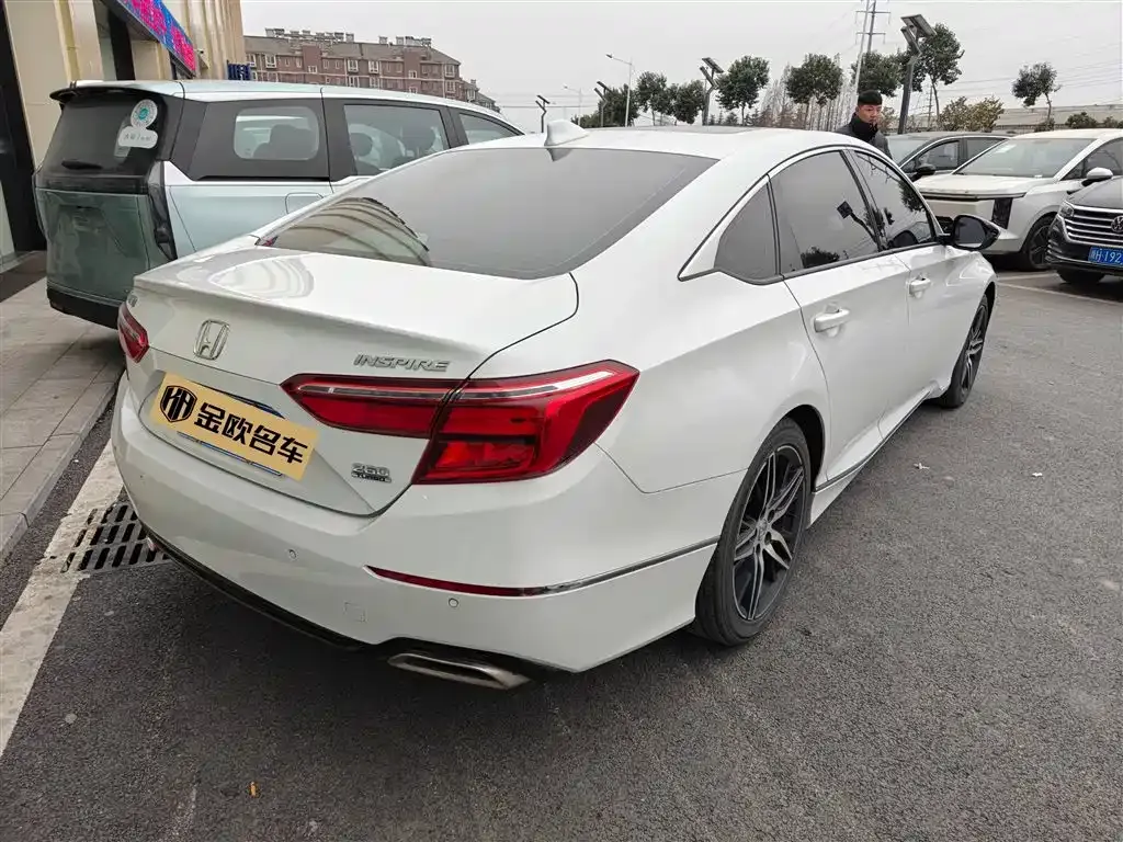 Honda Inspire 2023 из CN, фото 8
