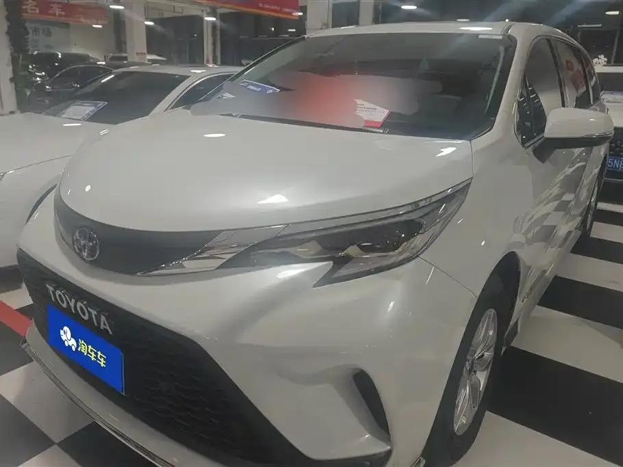 Toyota Granvia 2024 из CN, фото 1