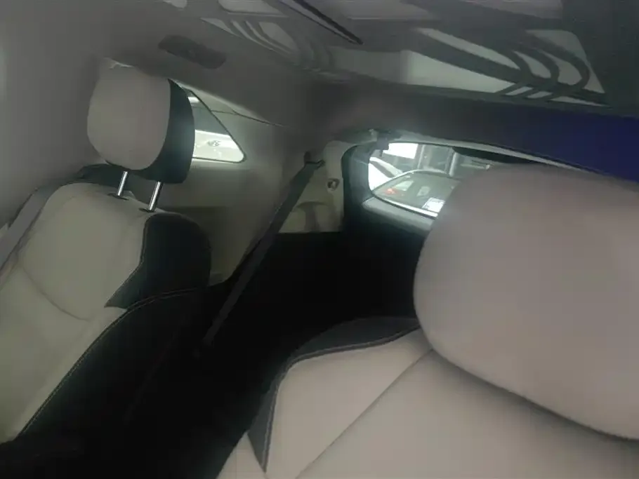 Toyota Granvia 2024 из CN, фото 8