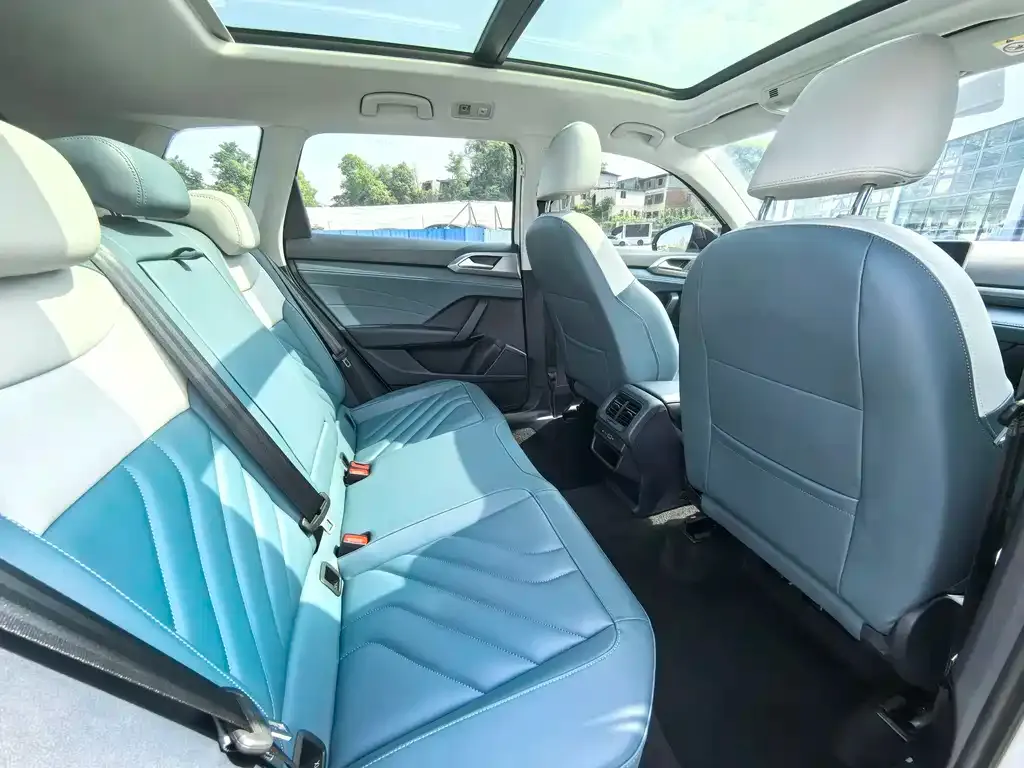 Volkswagen Tharu 2024 из CN, фото 10