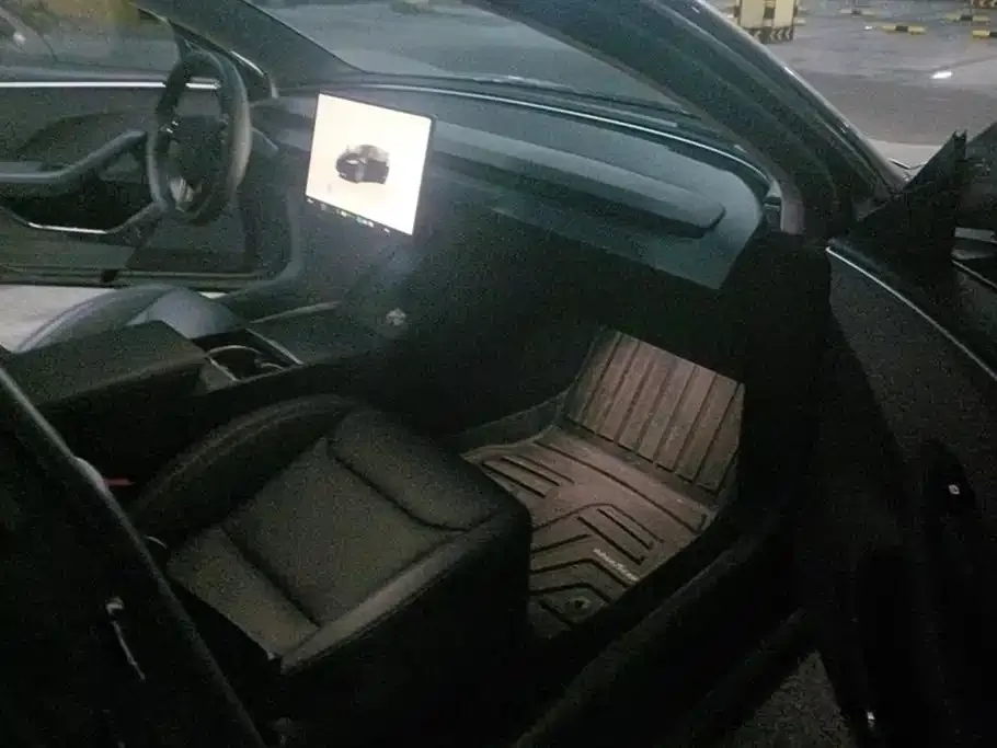 Tesla Model 3 2024 из CN, фото 7