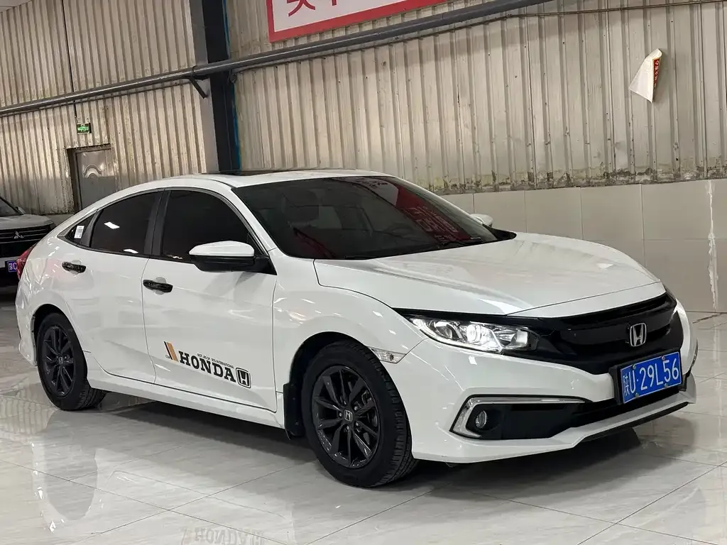 Honda Civic — фото 6