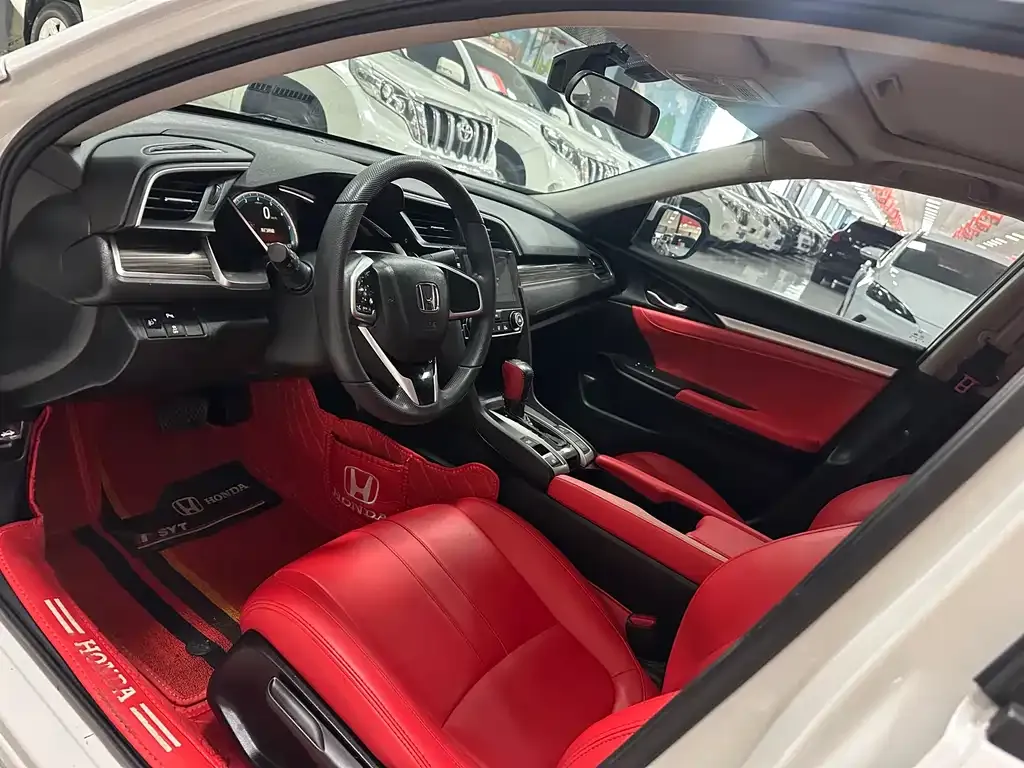 Honda Civic — фото 5