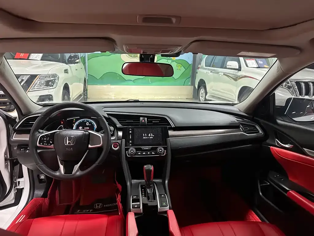 Honda Civic — фото 7