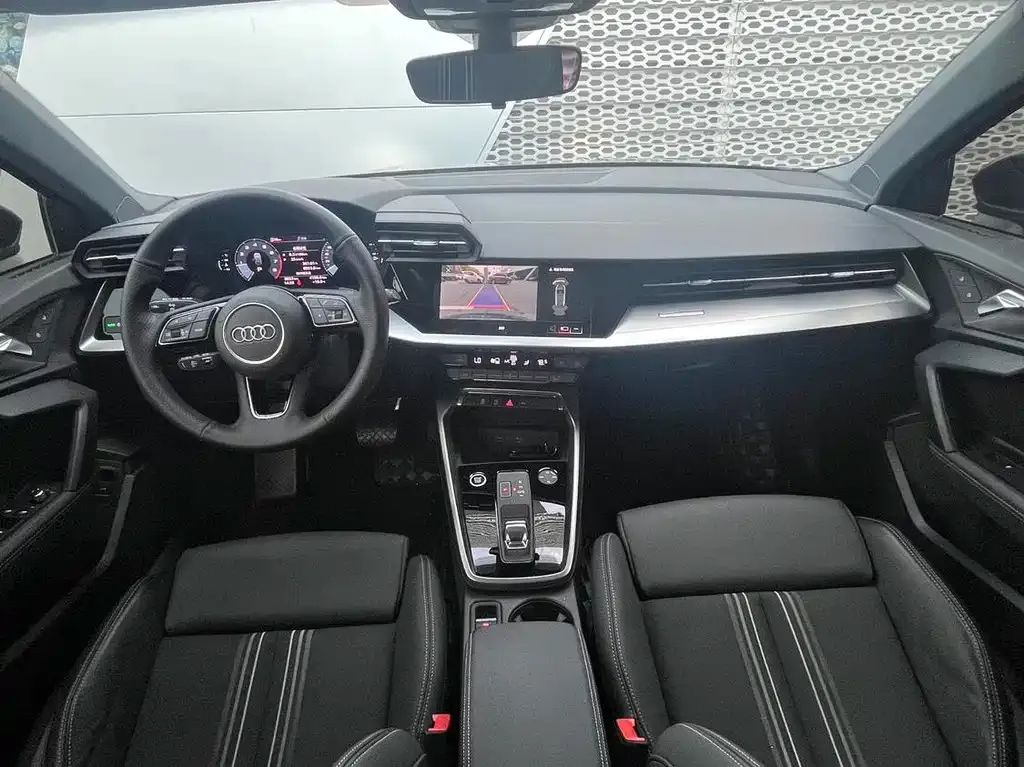 Audi A3 2023 из CN, фото 7