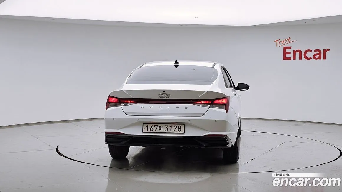 Hyundai AVANTE — фото 6
