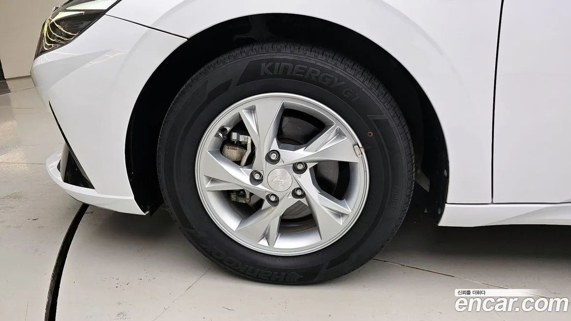 Hyundai AVANTE — фото 7