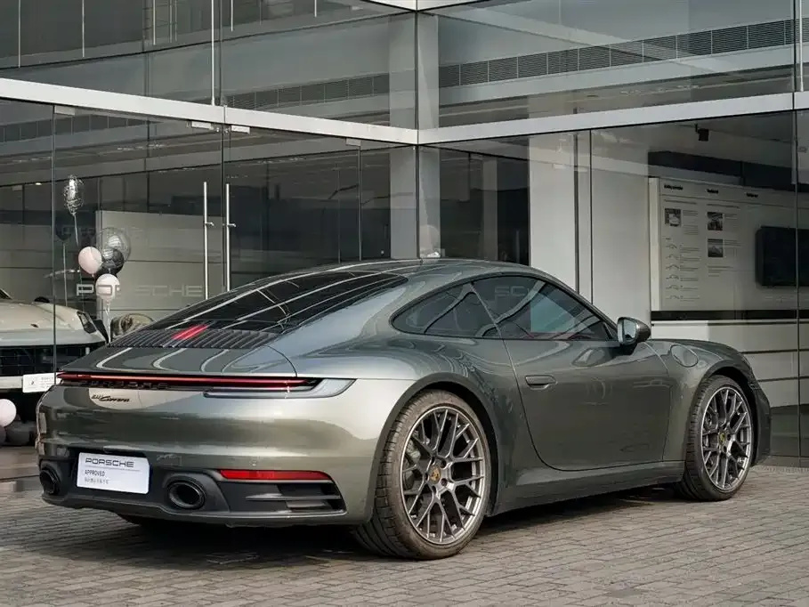 Porsche 911 — фото 9