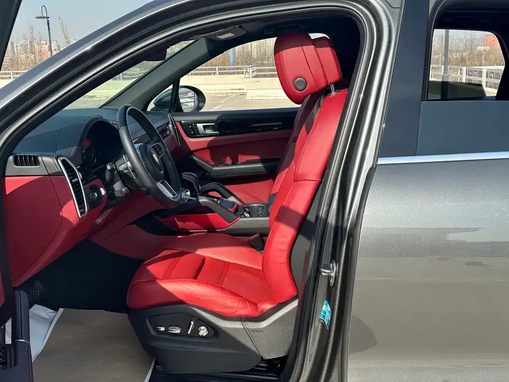 Porsche Cayenne 2021 из CN, фото 4