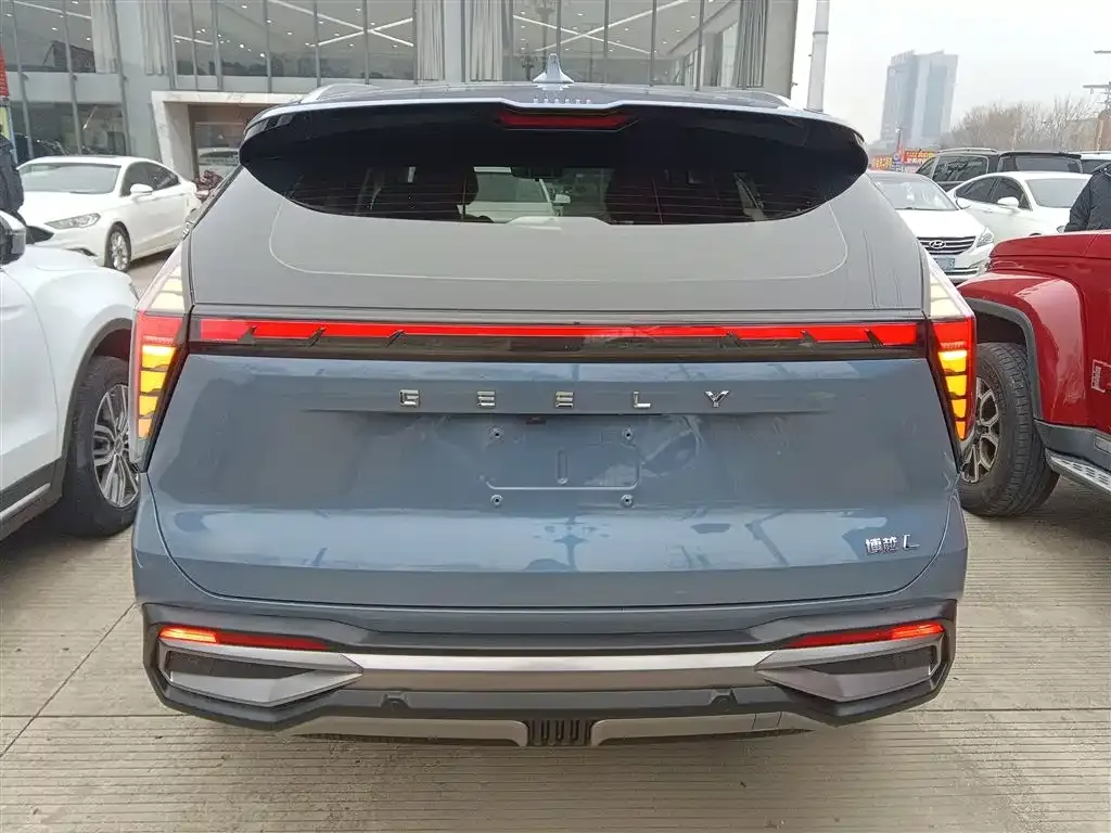 Geely Boyue L 2023 из CN, фото 3