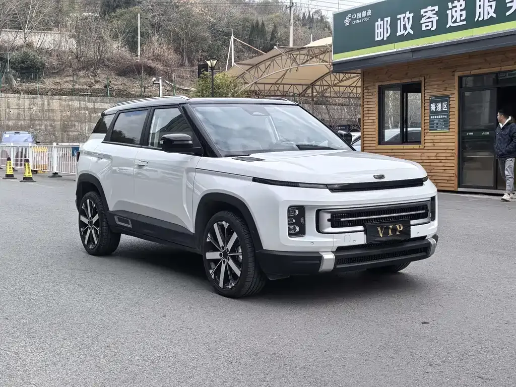 Geely Icon — фото 8