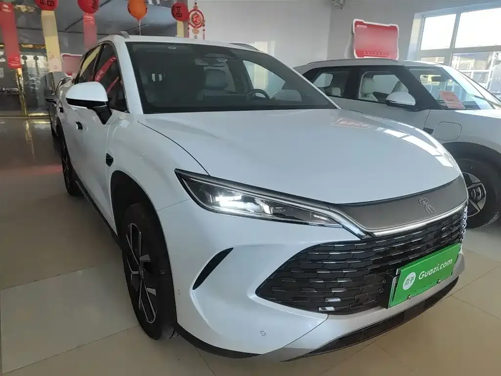 BYD L DM-i — фото 3