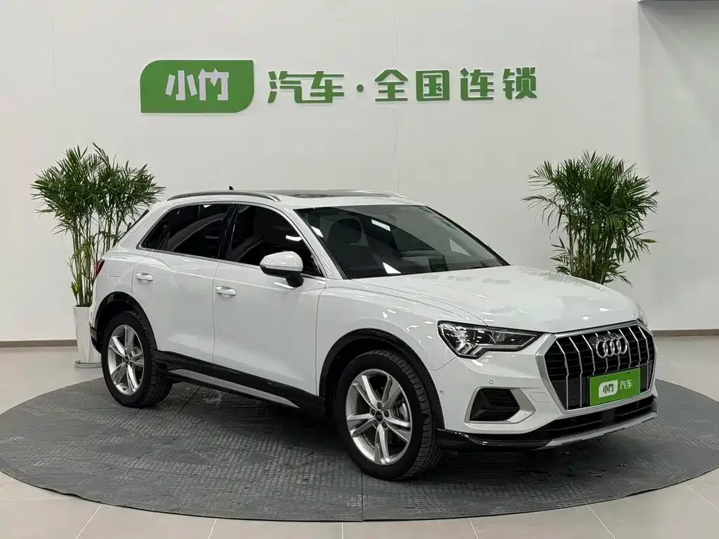 Audi Q3 — фото 10