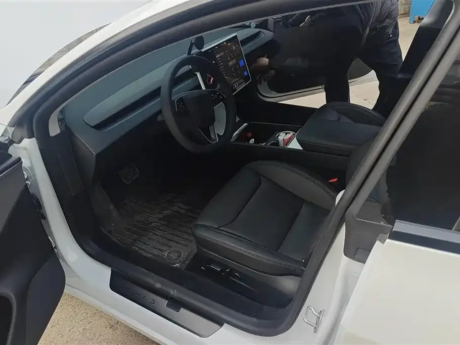 Tesla Model 3 2025 из CN, фото 2