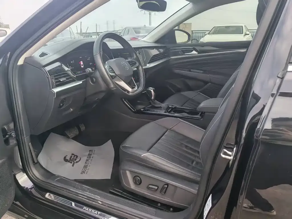 Volkswagen Passat — фото 10