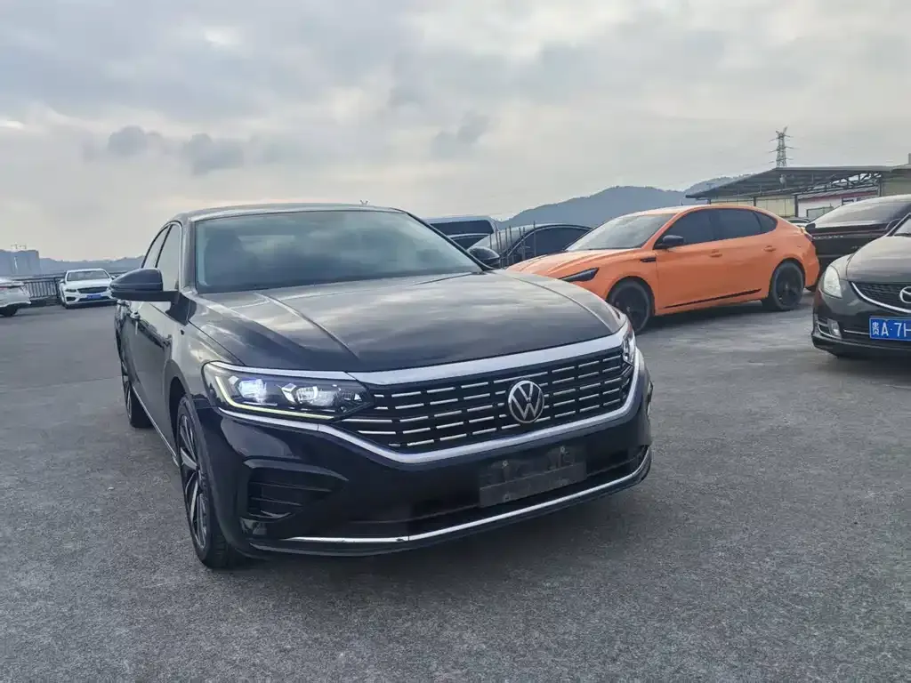 Volkswagen Passat — фото 3