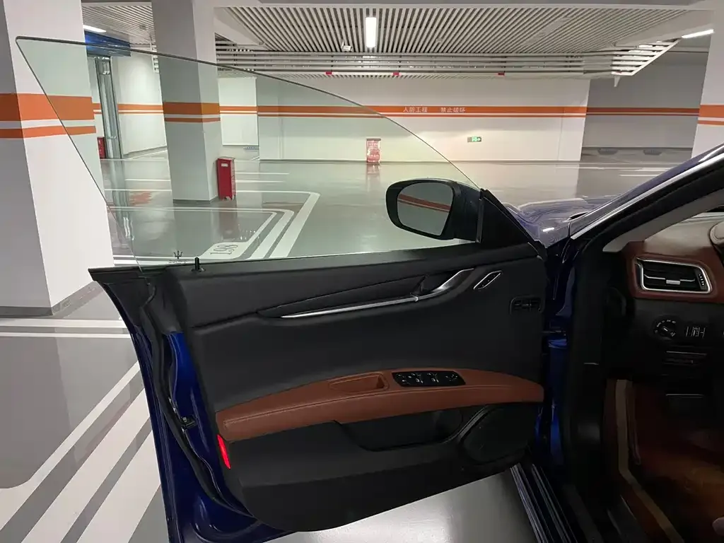 Maserati Ghibli 2022 из CN, фото 7