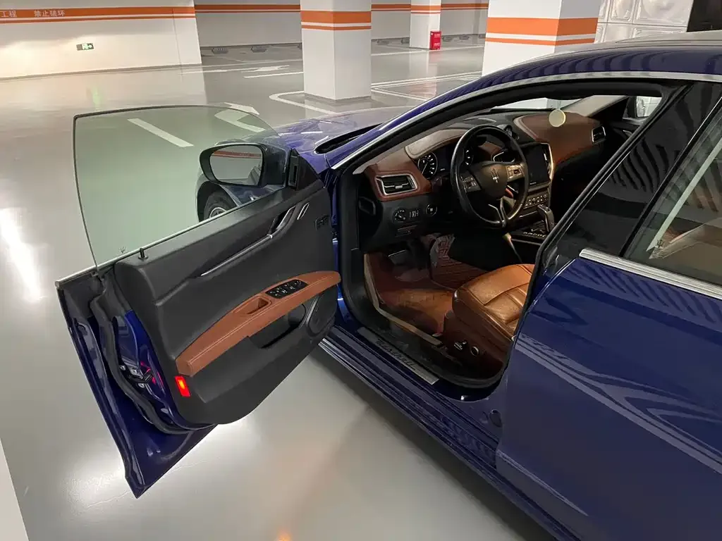 Maserati Ghibli 2022 из CN, фото 10