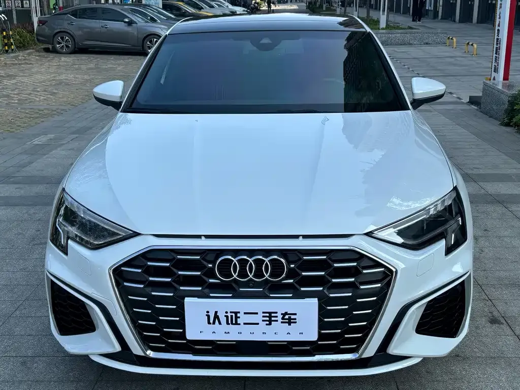 Audi A3 2023 из CN, фото 4