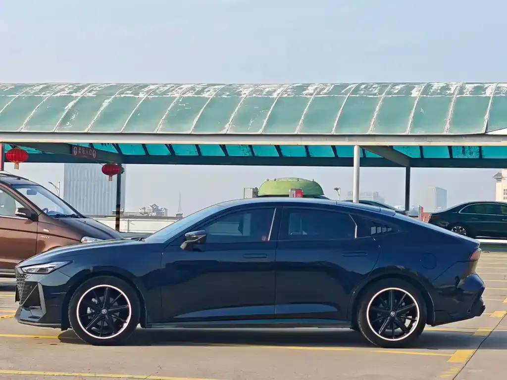 Changan UNI-V 2023 из CN, фото 8