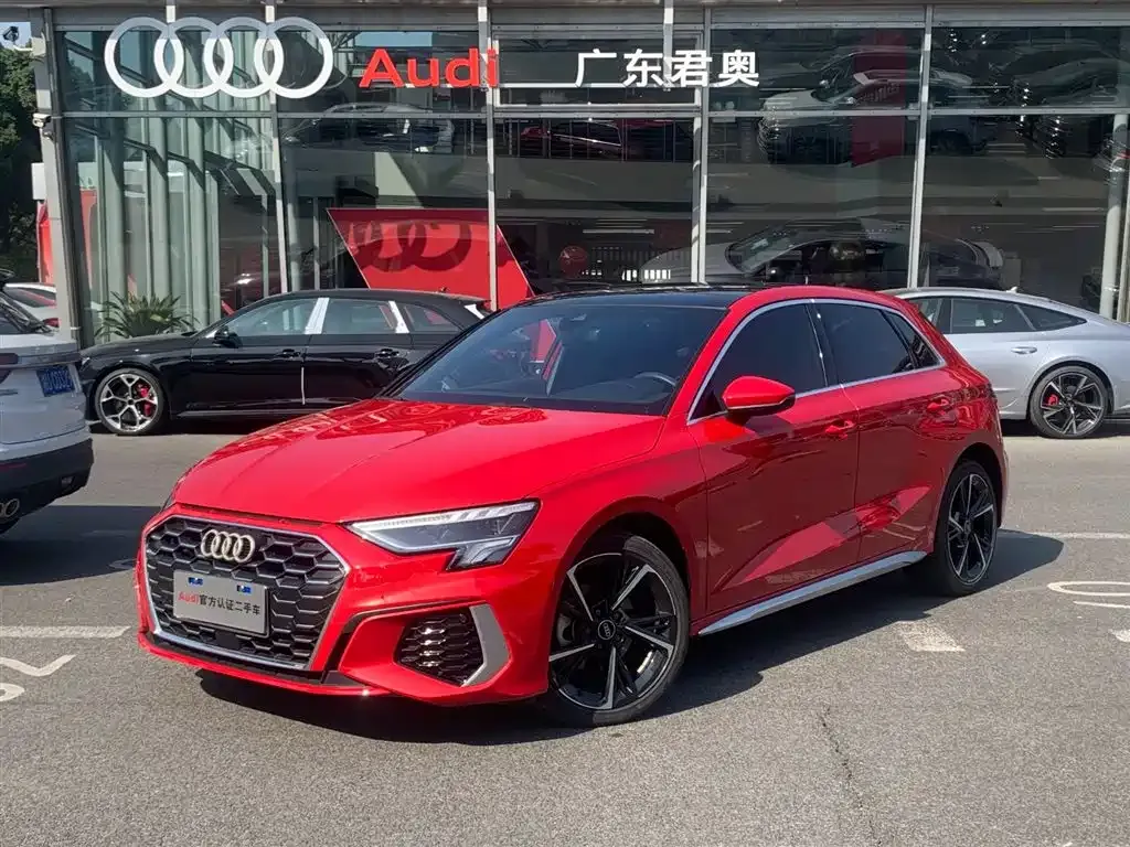 Audi A3 2022 из CN, фото 1